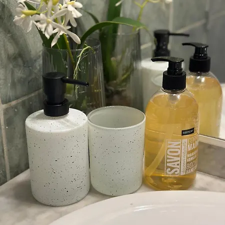 Daire Centre-ville, 2 Bedrooms 6 Pers, Climatisation *